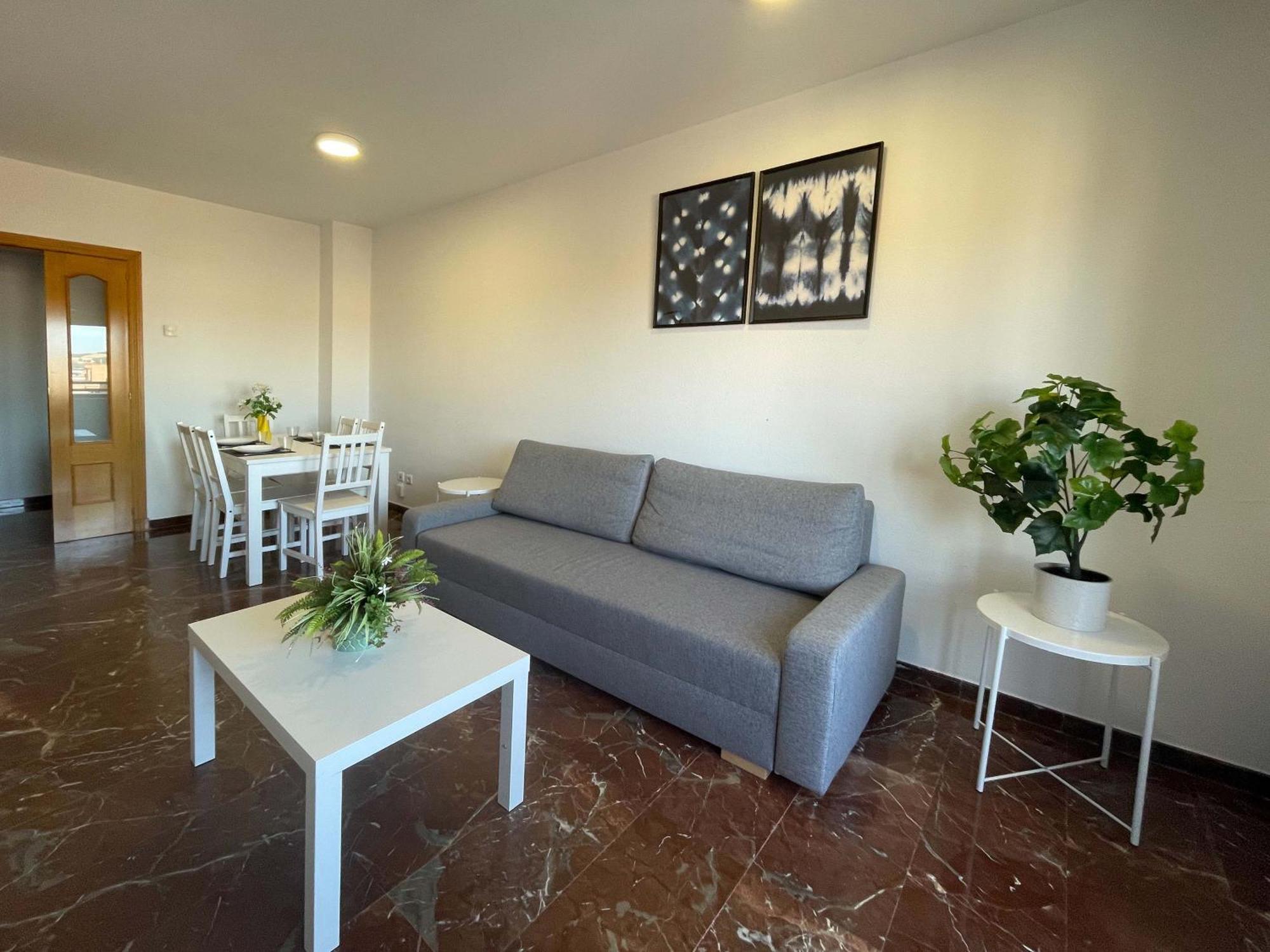 Apartamentos El Pilar Suites 3000 Сарагоса Екстер'єр фото